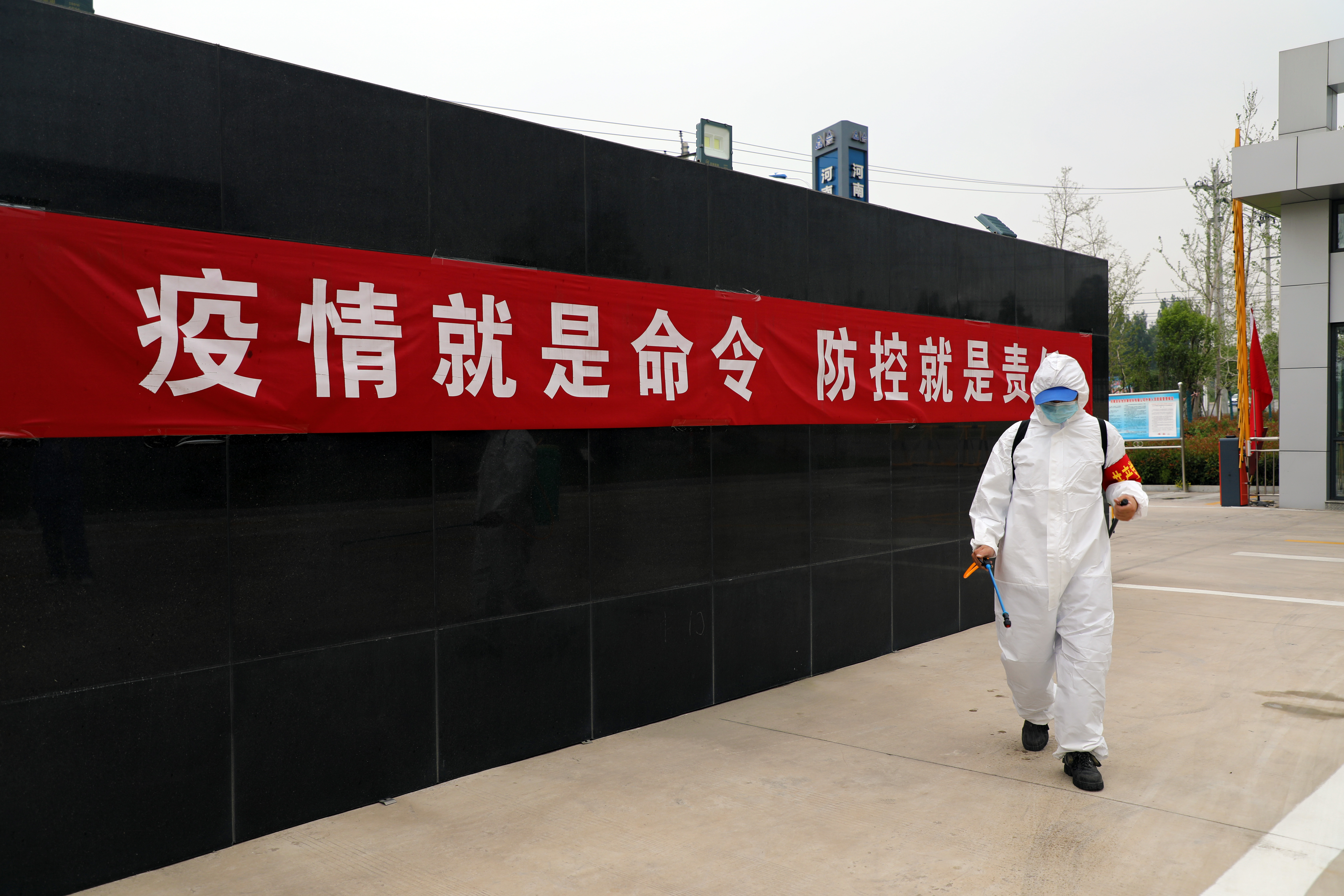 安彩高科:抗疫路上,從來都是“雙向奔赴”!